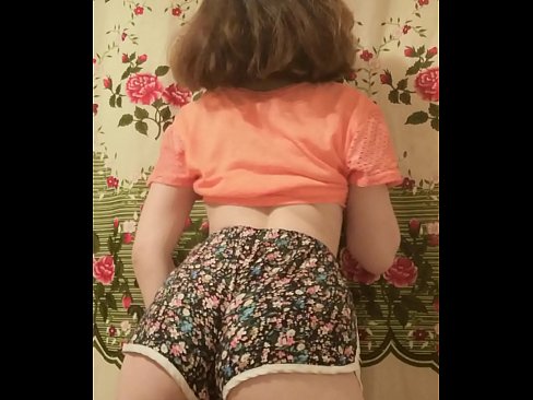 ❤️ Gadis muda seksi menanggalkan celana pendeknya di depan kamera ️❌ Video porno di porno id.virtsextor.ru ❤